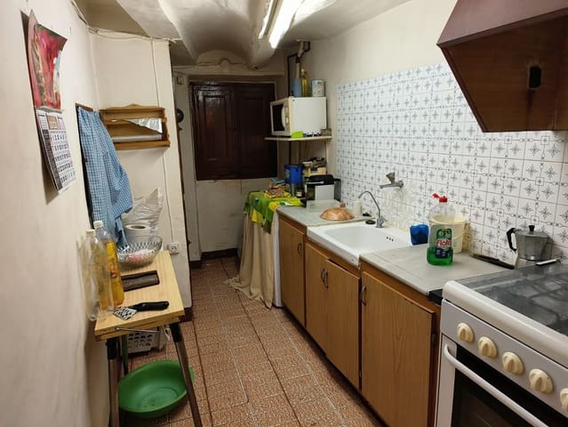 3 bedroom Townhouse for sale in Tivissa - € 45,000 (Ref: 8149544)