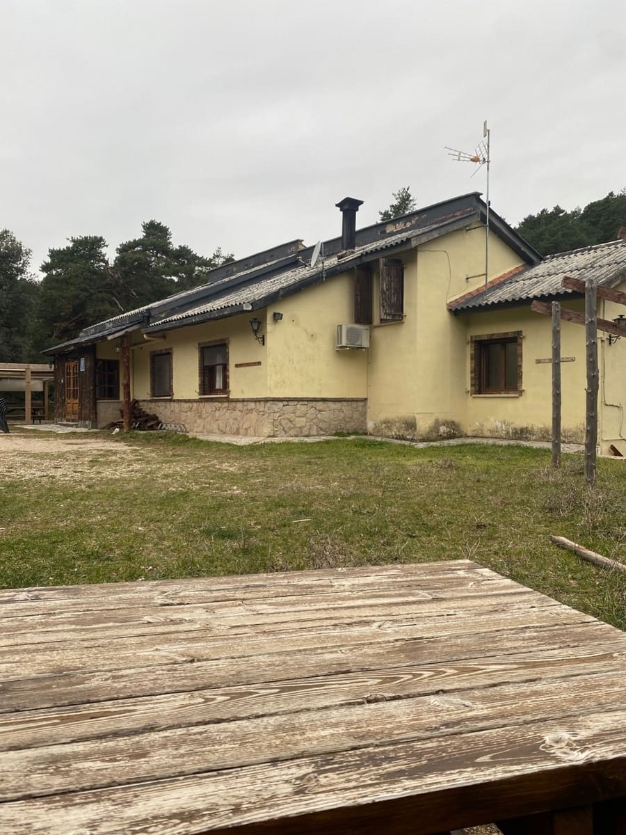 4 camera da letto Hotel in vendita in Caseres con garage - 475.000 € (Rif: 8155667)