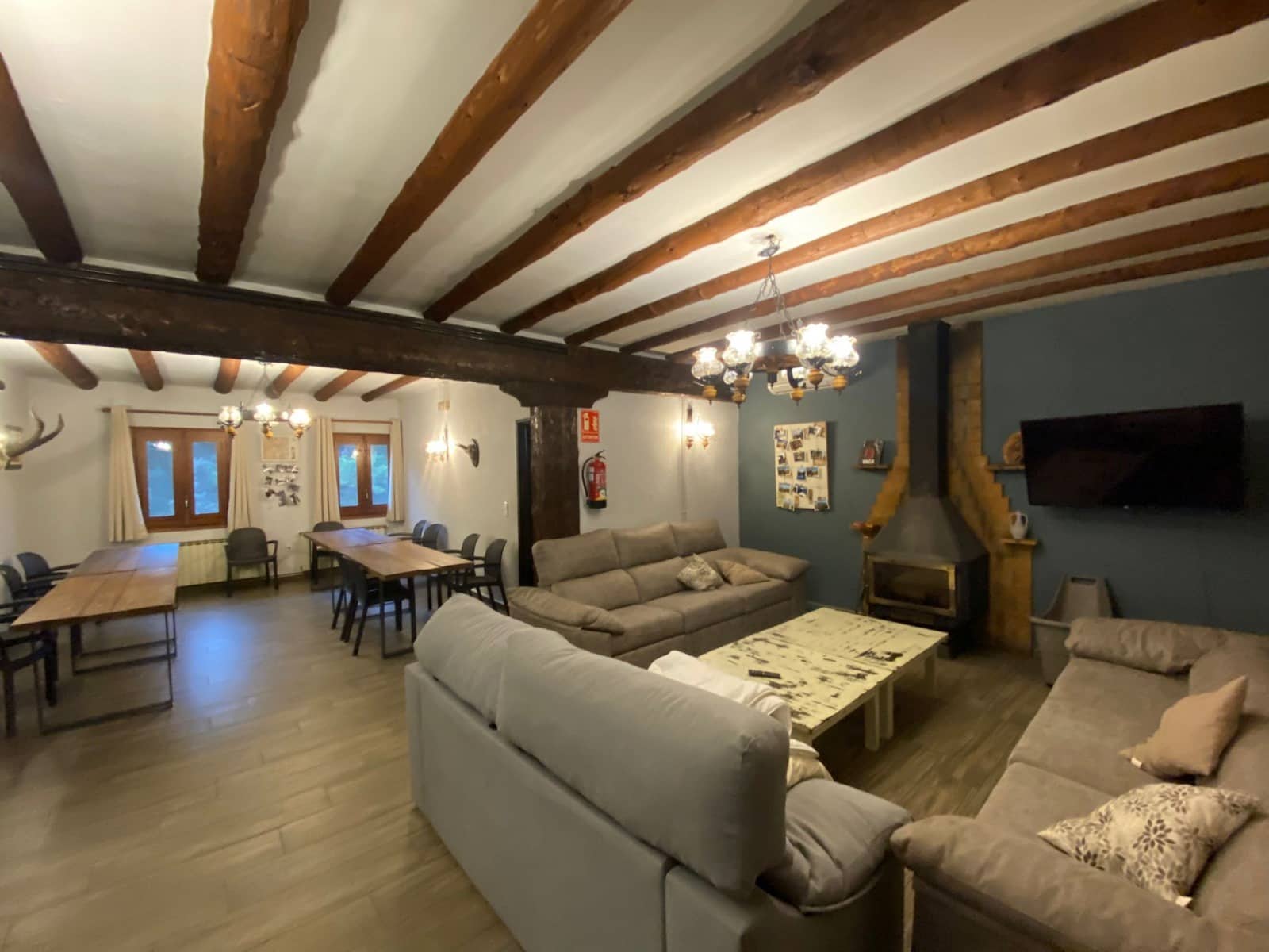 4 camera da letto Hotel in vendita in Caseres con garage - 475.000 € (Rif: 8155667)