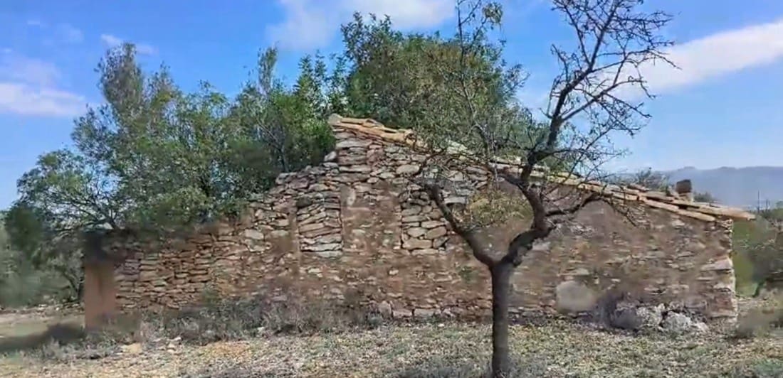 Finca/Landehus til salg i Rasquera - € 55.000 (Ref: 8557599)