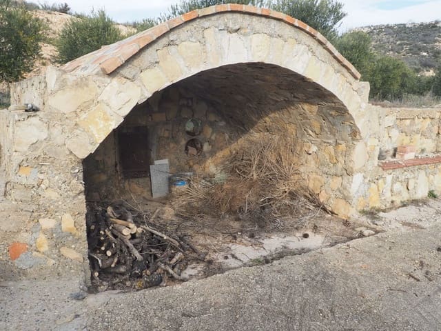 1 bedroom Finca/Country House for sale in Flix with garage - € 55,000 (Ref: 8793844)