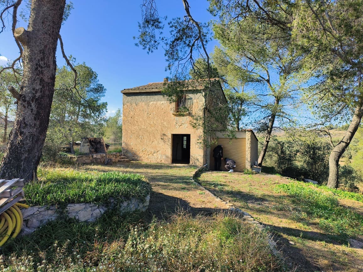 3 soveværelse Finca/Landehus til salg i Flix - € 95.000 (Ref: 8837134)