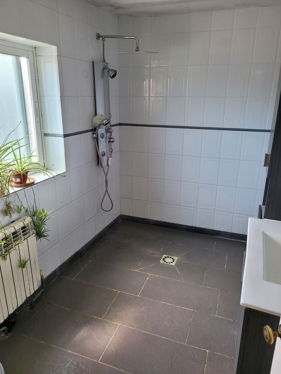 4 slaapkamer Finca/Landhuis te koop in Riba-roja d'Ebre met zwembad - € 275.000 (Ref: 9107310)