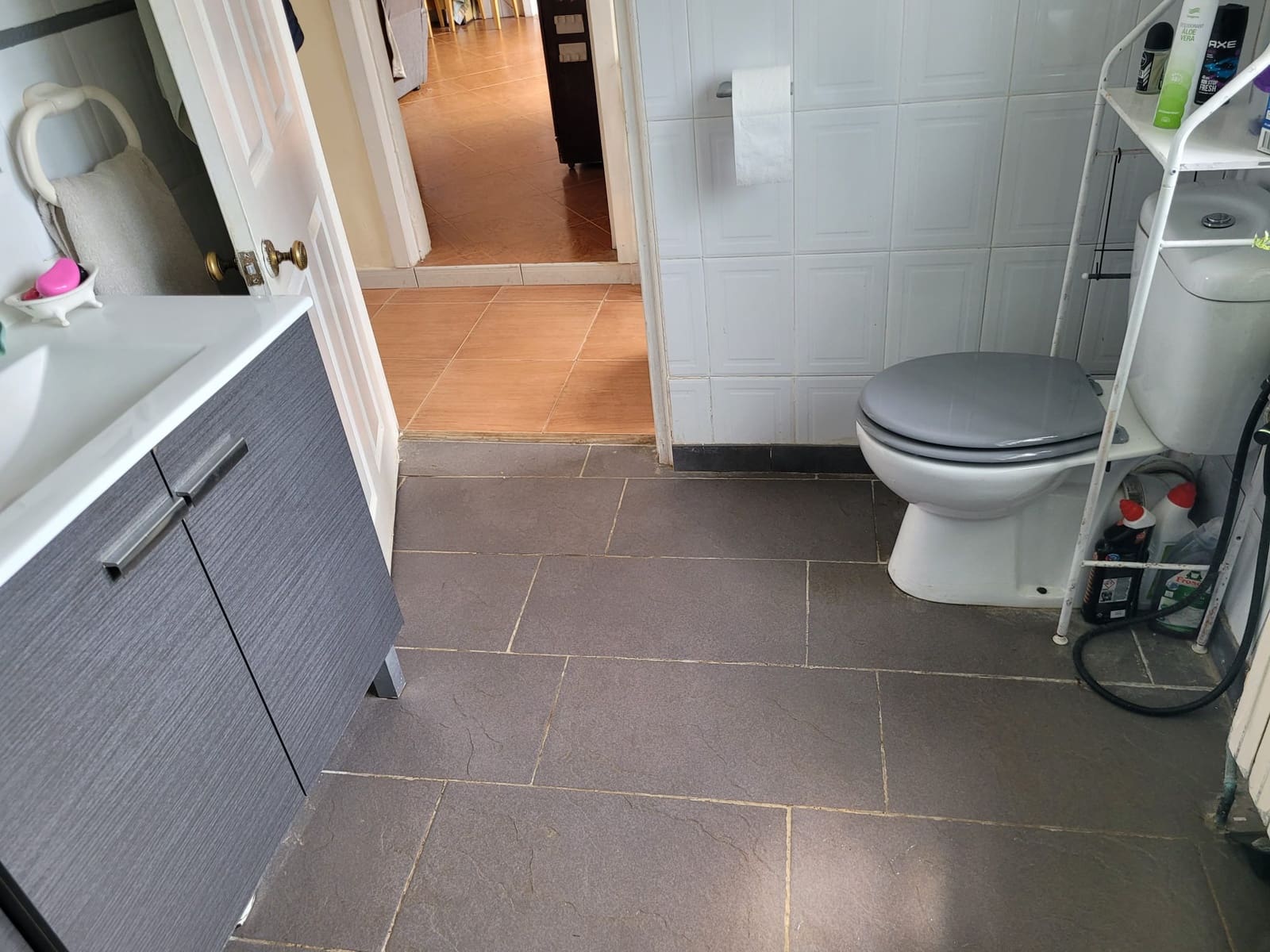 4 slaapkamer Finca/Landhuis te koop in Riba-roja d'Ebre met zwembad - € 275.000 (Ref: 9107310)