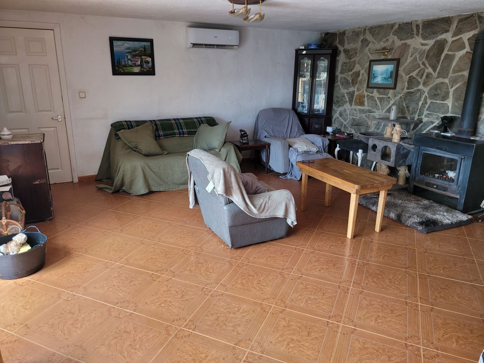 4 slaapkamer Finca/Landhuis te koop in Riba-roja d'Ebre met zwembad - € 275.000 (Ref: 9107310)