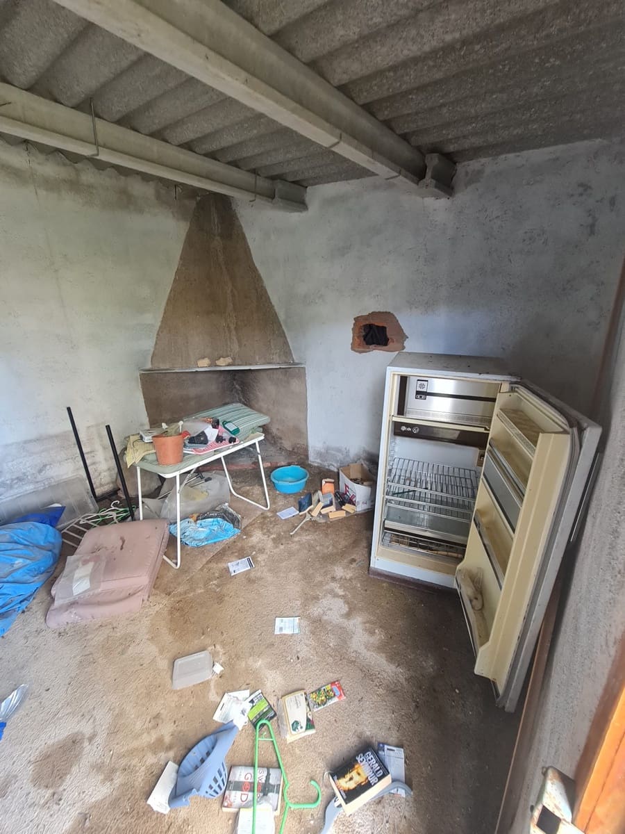 Finca/Landehus til salg i Flix - € 20.000 (Ref: 9116878)