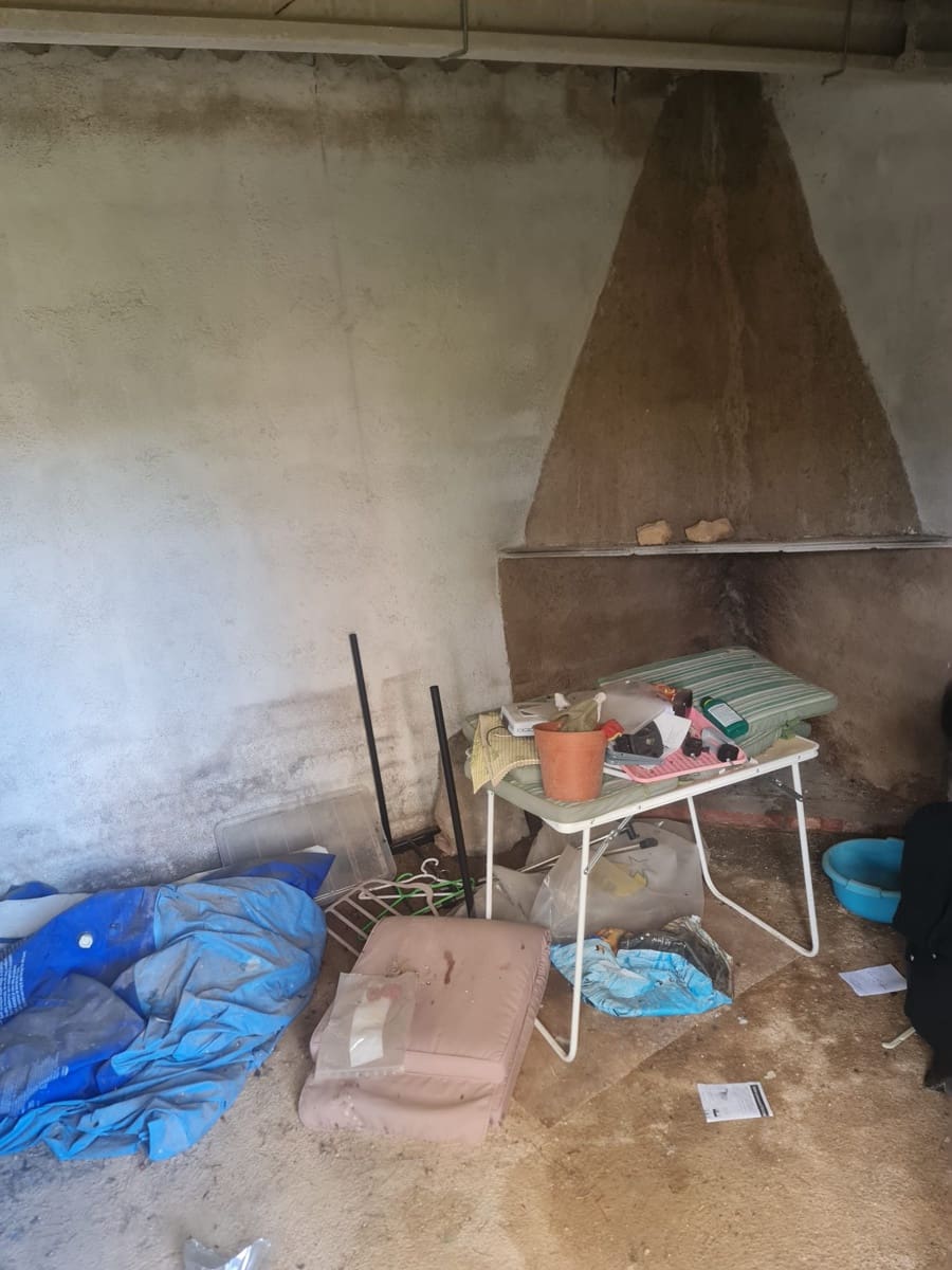 Finca/Landehus til salg i Flix - € 20.000 (Ref: 9116878)