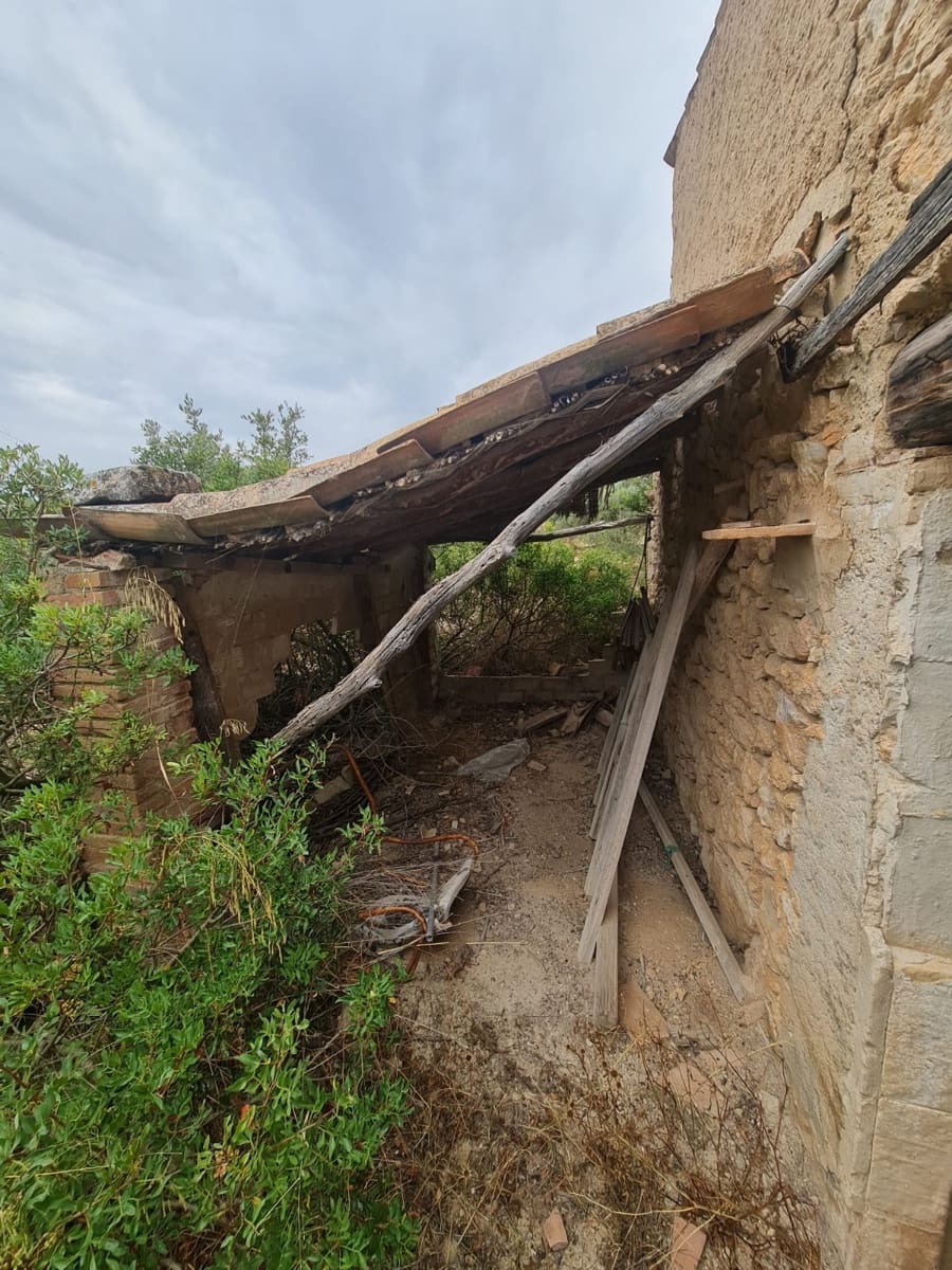 Finca/Casa di Campagna in vendita in El Pinell de Brai - 21.000 € (Rif: 9322731)