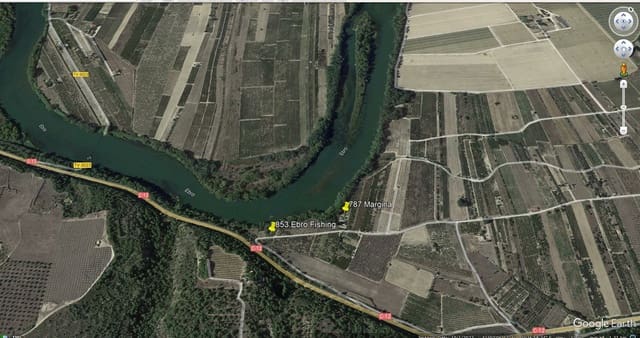 Finca/Country House for sale in Ginestar - € 12,500 (Ref: 9394230)