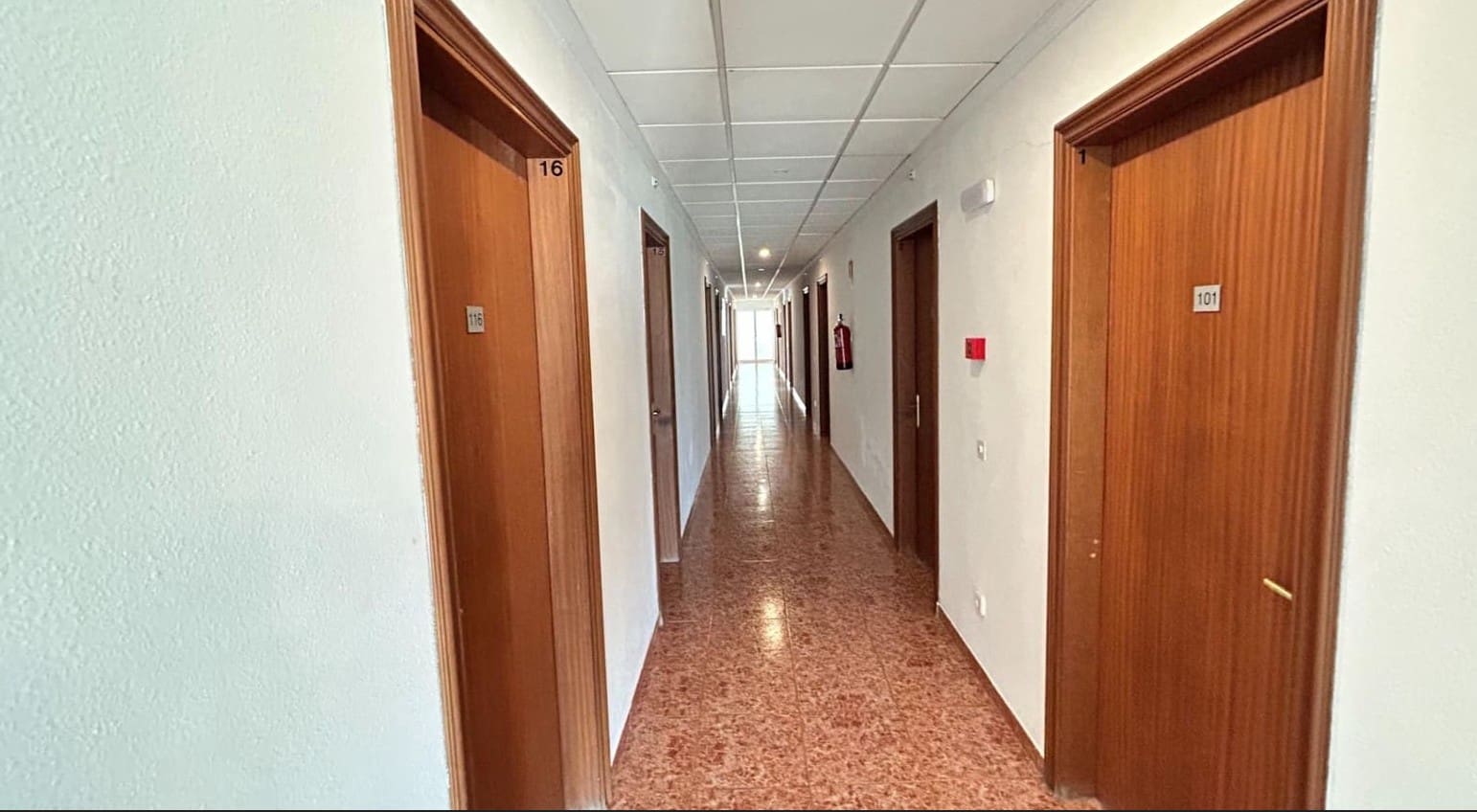 18 chambre Entreprise à vendre à Mora la Nova - 950 000 € (Ref: 9669082)