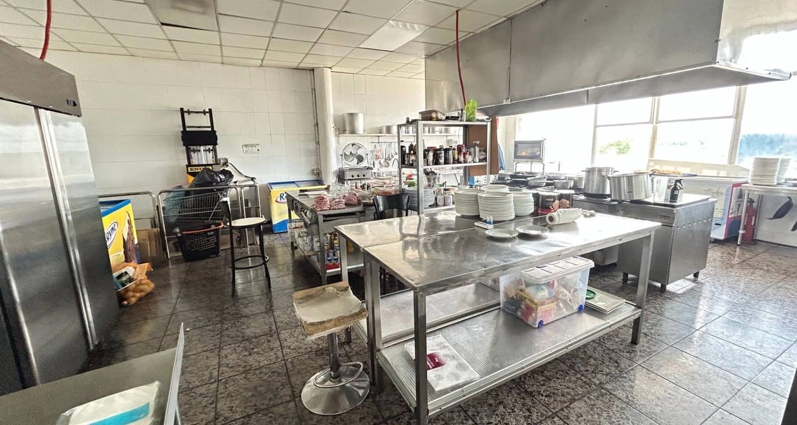 18 chambre Entreprise à vendre à Mora la Nova - 950 000 € (Ref: 9669082)