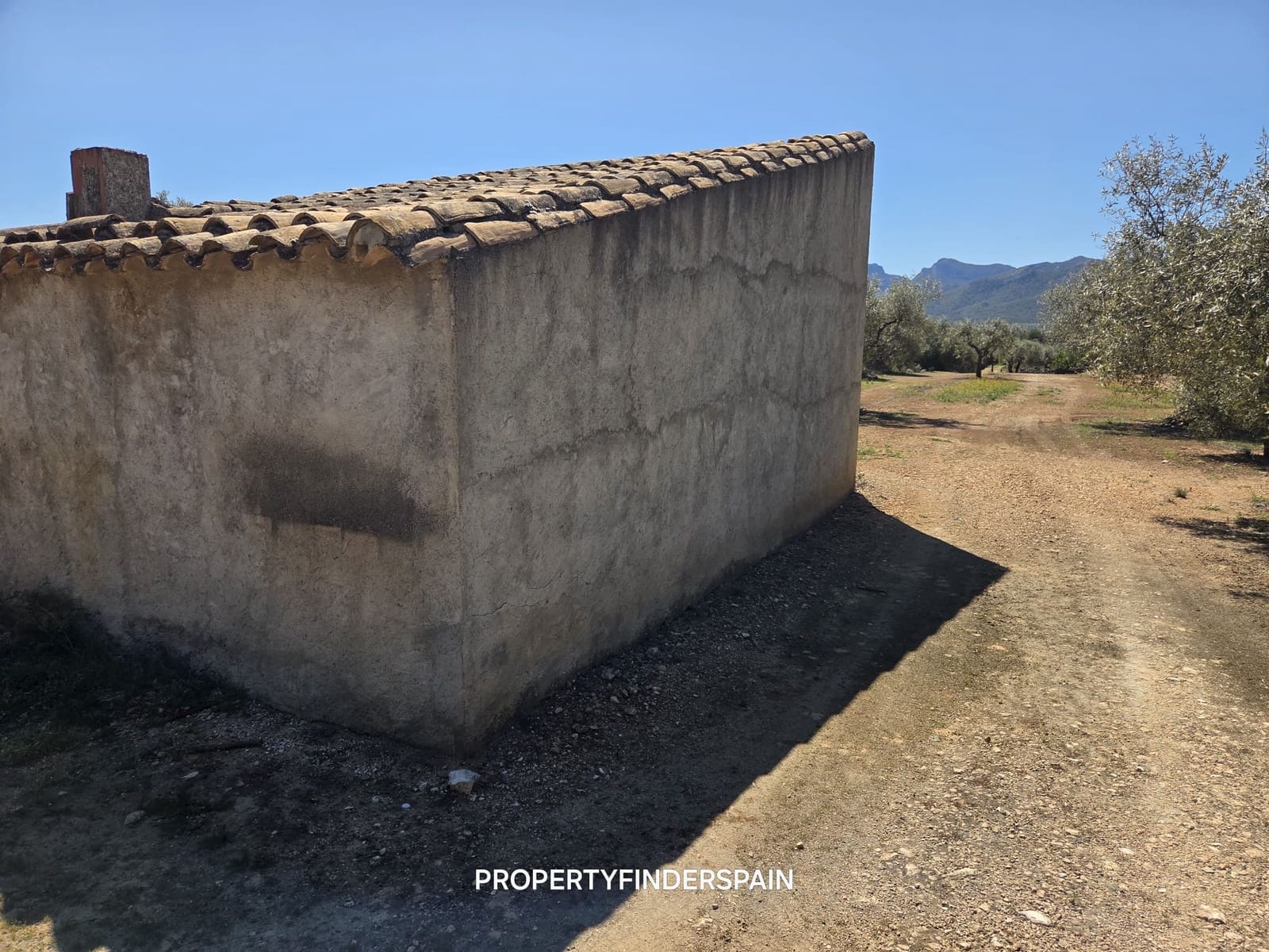 Finca/Landehus til salg i Ginestar - € 39.000 (Ref: 9747264)