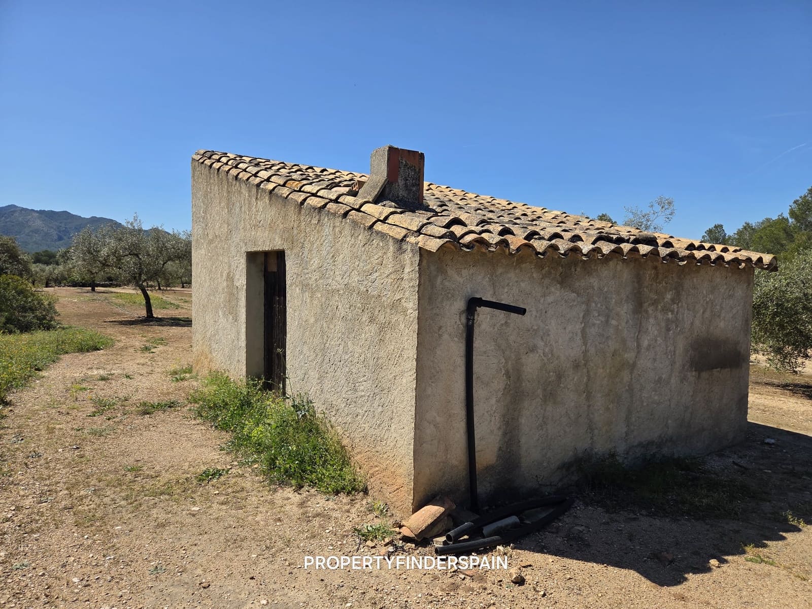 Finca/Landehus til salg i Ginestar - € 39.000 (Ref: 9747264)