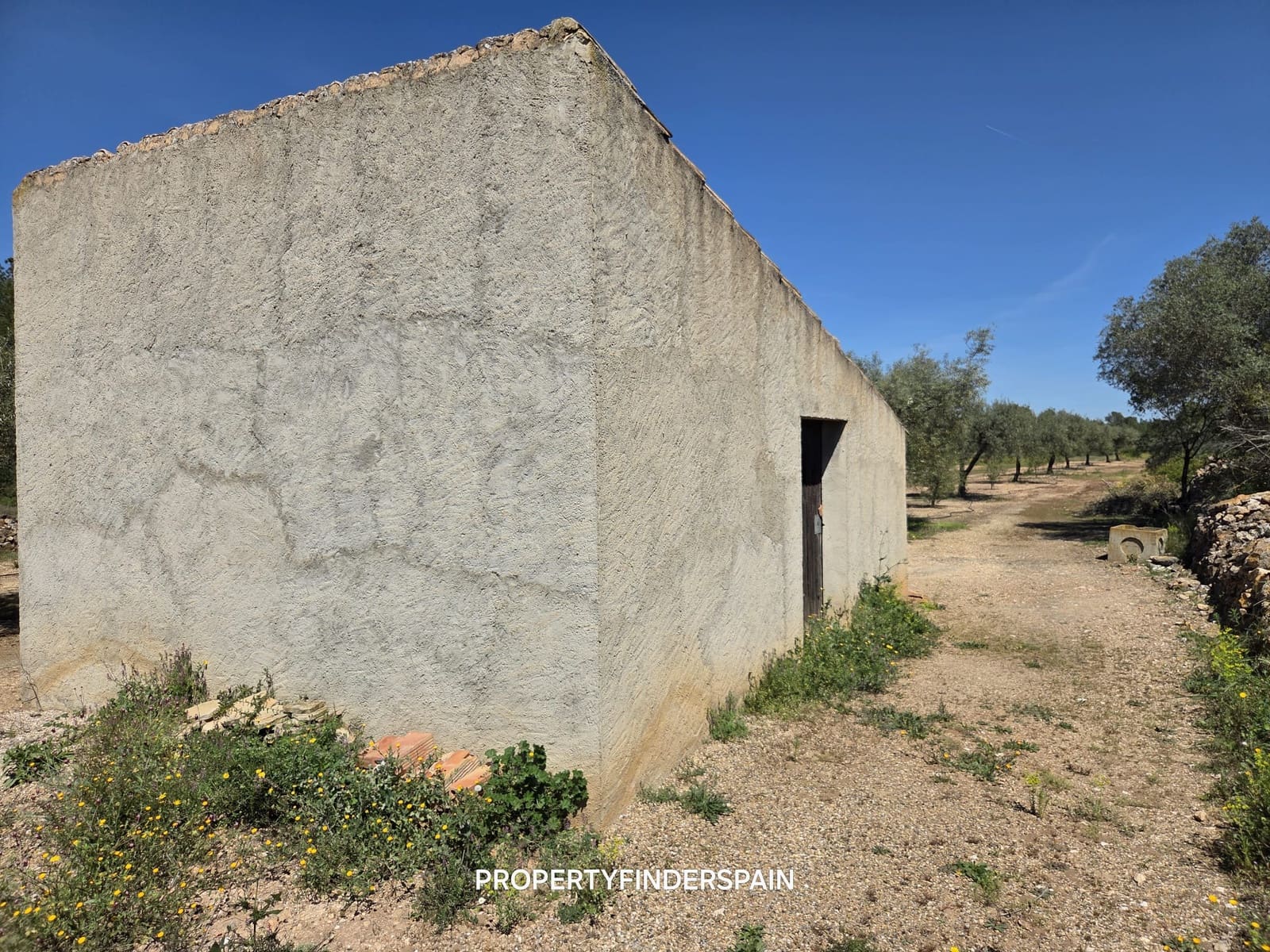 Finca/Landehus til salg i Ginestar - € 39.000 (Ref: 9747264)