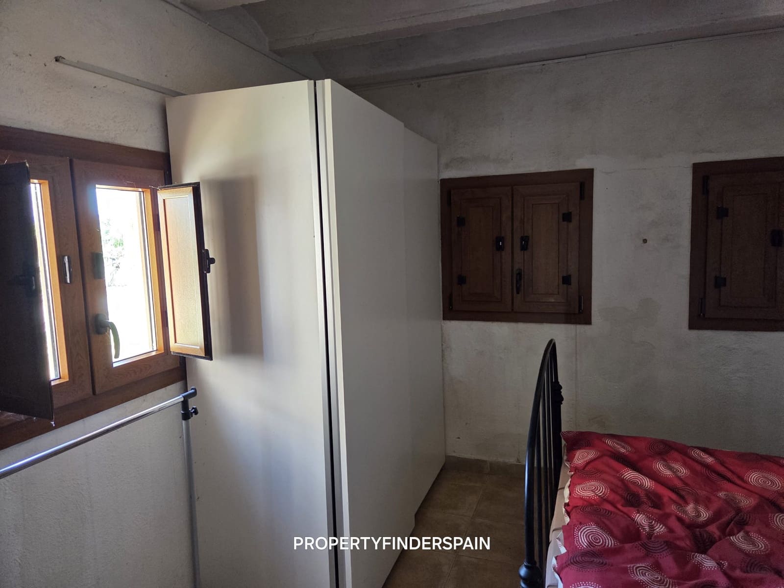 2 bedroom Finca/Country House for sale in Ginestar - € 160,000 (Ref: 9793545)