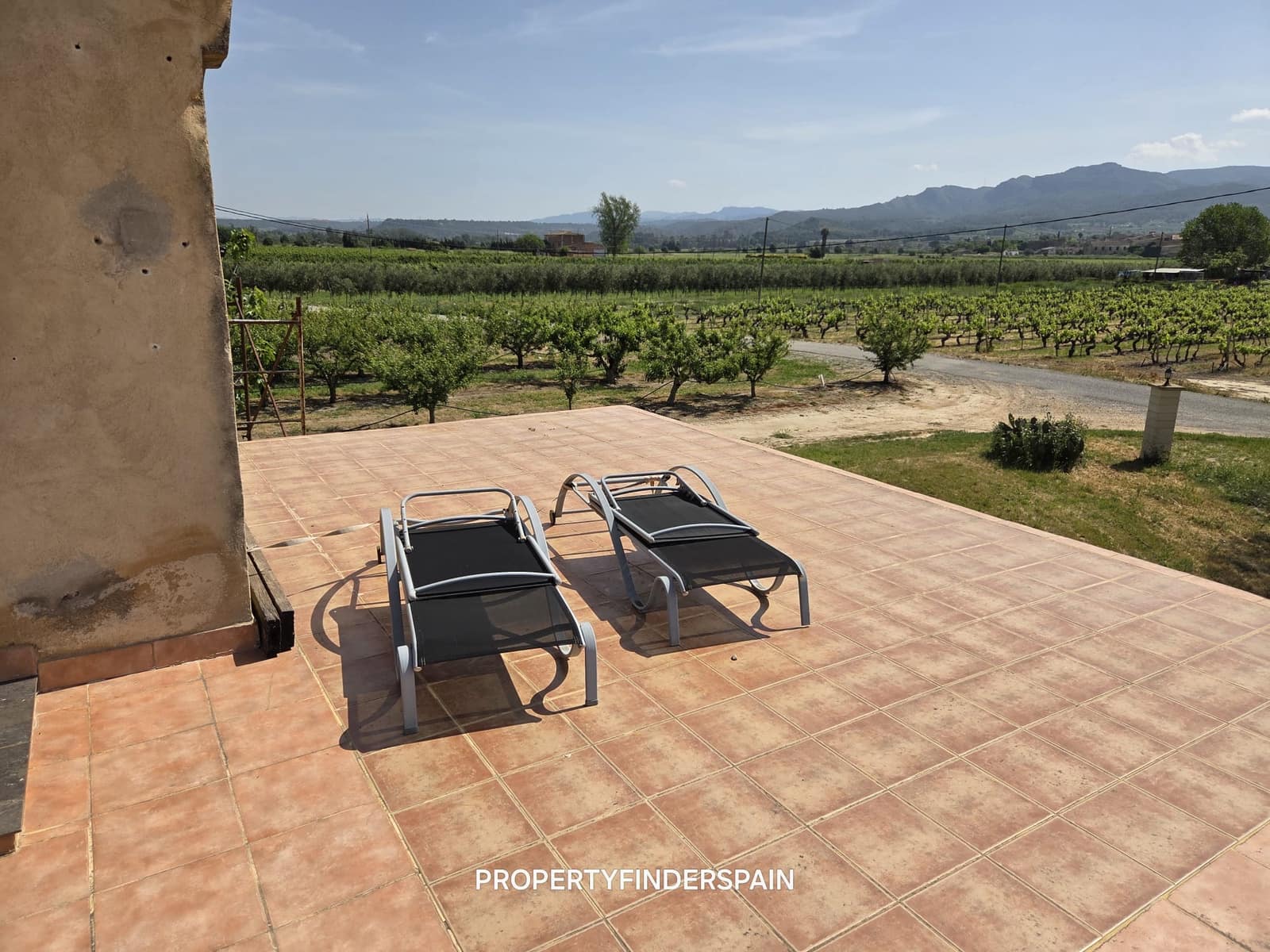 2 bedroom Finca/Country House for sale in Ginestar - € 160,000 (Ref: 9793545)