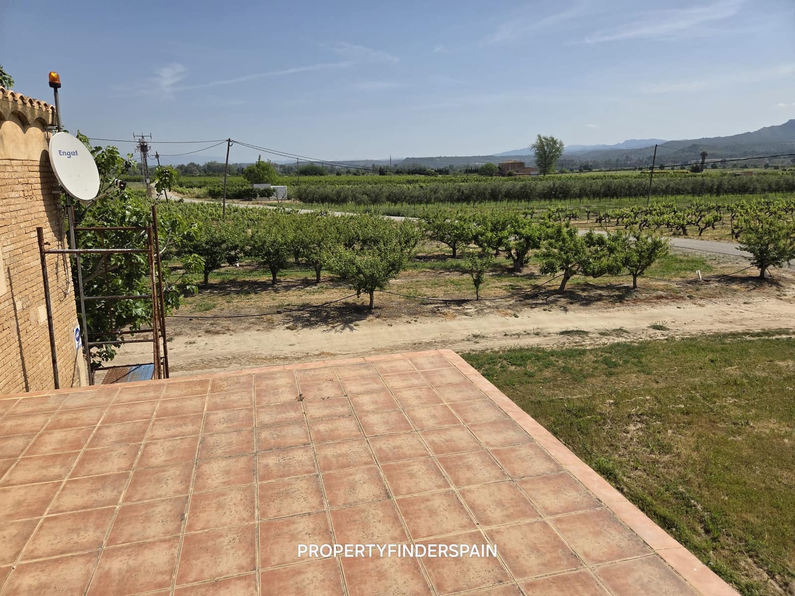 2 bedroom Finca/Country House for sale in Ginestar - € 160,000 (Ref: 9793545)