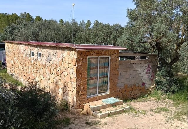 2 bedroom Finca/Country House for sale in Riba-roja d'Ebre - € 27,500 (Ref: 9899830)