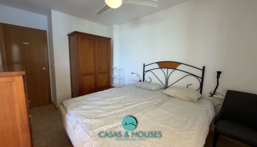 2 soveværelse Lejlighed til salg i La Manga del Mar Menor med swimmingpool garage - € 185.000 (Ref: 10009975)