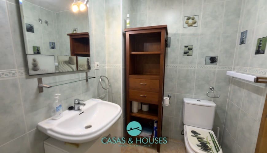 2 soveværelse Lejlighed til salg i La Manga del Mar Menor med swimmingpool garage - € 185.000 (Ref: 10009975)