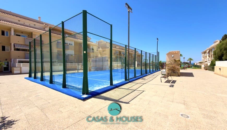 2 soveværelse Lejlighed til salg i La Manga del Mar Menor med swimmingpool garage - € 185.000 (Ref: 10009975)