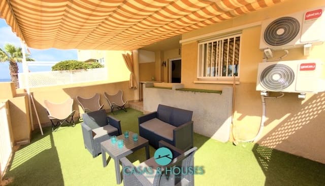 2 soveværelse Lejlighed til salg i La Manga del Mar Menor med swimmingpool garage - € 185.000 (Ref: 10009975)