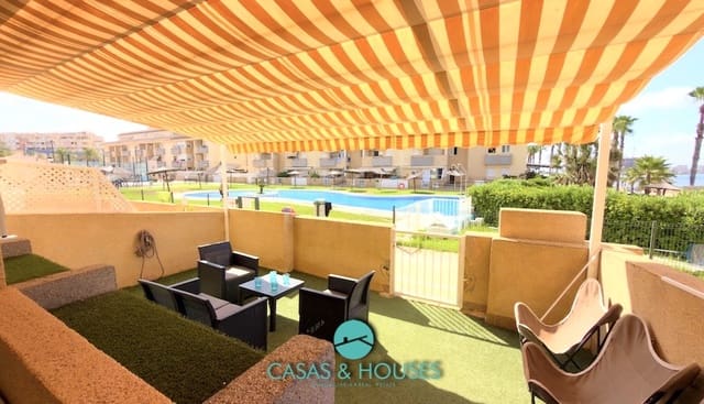 2 soveværelse Lejlighed til salg i La Manga del Mar Menor med swimmingpool garage - € 185.000 (Ref: 10009975)