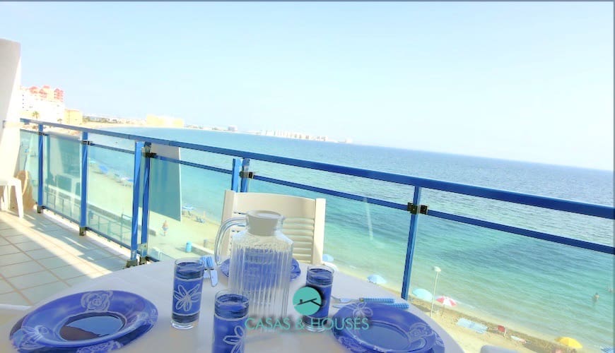 2 soverom Leilighet til salgs i La Manga del Mar Menor med svømmebasseng garasje - € 190 000 (Ref: 10009977)