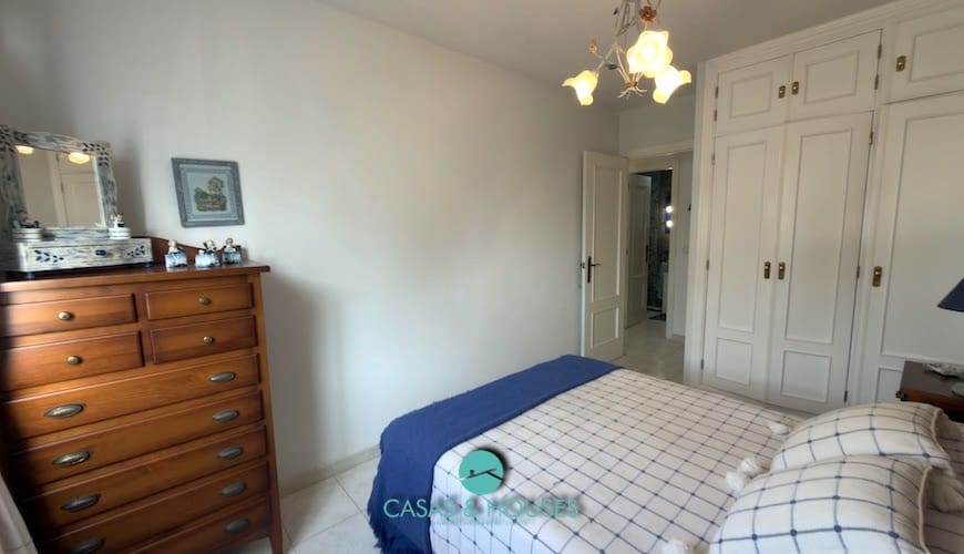2 soverom Leilighet til salgs i La Manga del Mar Menor med svømmebasseng garasje - € 190 000 (Ref: 10009977)