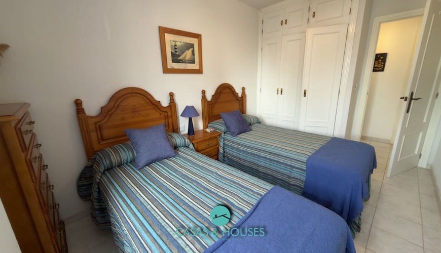 2 soverom Leilighet til salgs i La Manga del Mar Menor med svømmebasseng garasje - € 190 000 (Ref: 10009977)
