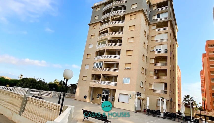 1 sovrum Lägenhet till salu i La Manga del Mar Menor med pool - 130 000 € (Ref: 10026147)