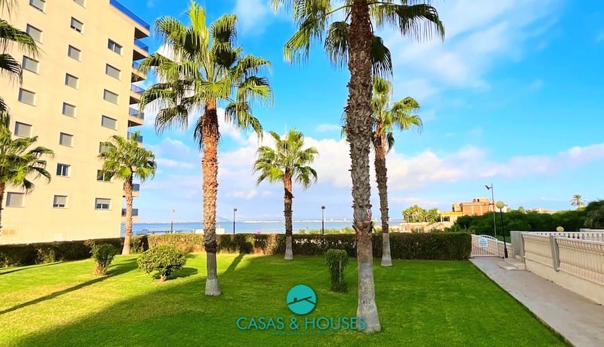 1 sovrum Lägenhet till salu i La Manga del Mar Menor med pool - 130 000 € (Ref: 10026147)