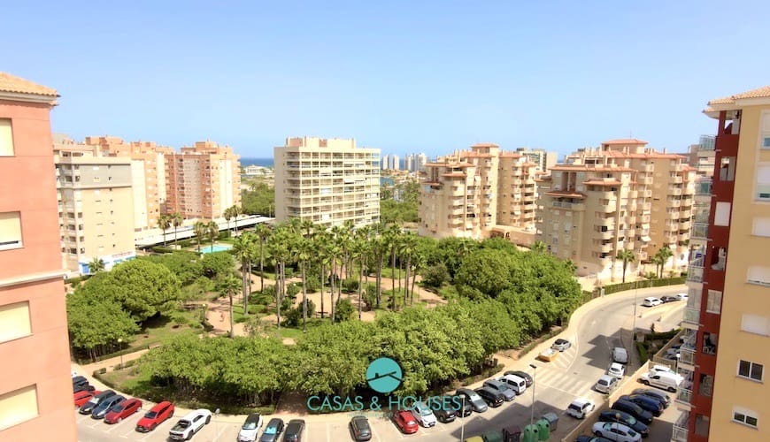 3 slaapkamer Appartement te koop in La Manga del Mar Menor met garage - € 215.000 (Ref: 10035618)