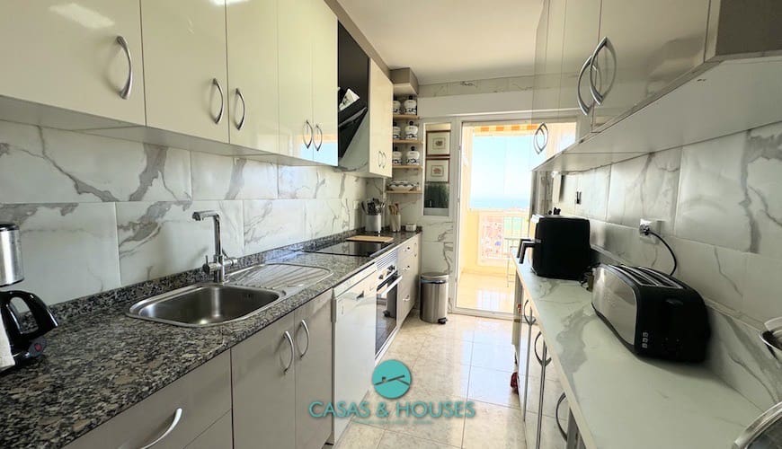 3 chambre Appartement à vendre à La Manga del Mar Menor avec piscine garage - 240 000 € (Ref: 10062552)