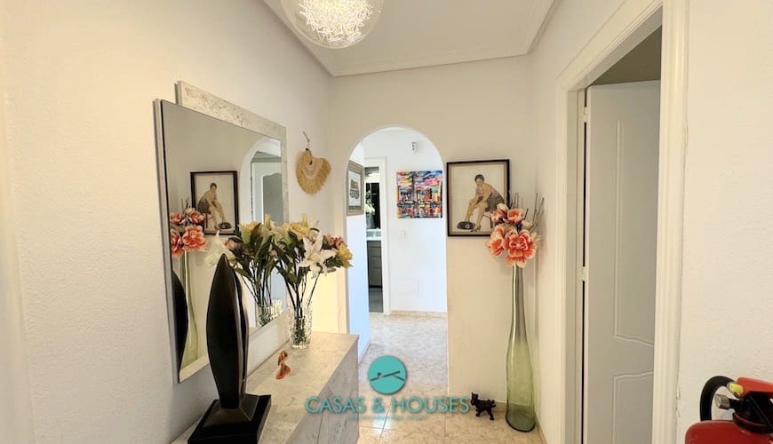 3 chambre Appartement à vendre à La Manga del Mar Menor avec piscine garage - 240 000 € (Ref: 10062552)