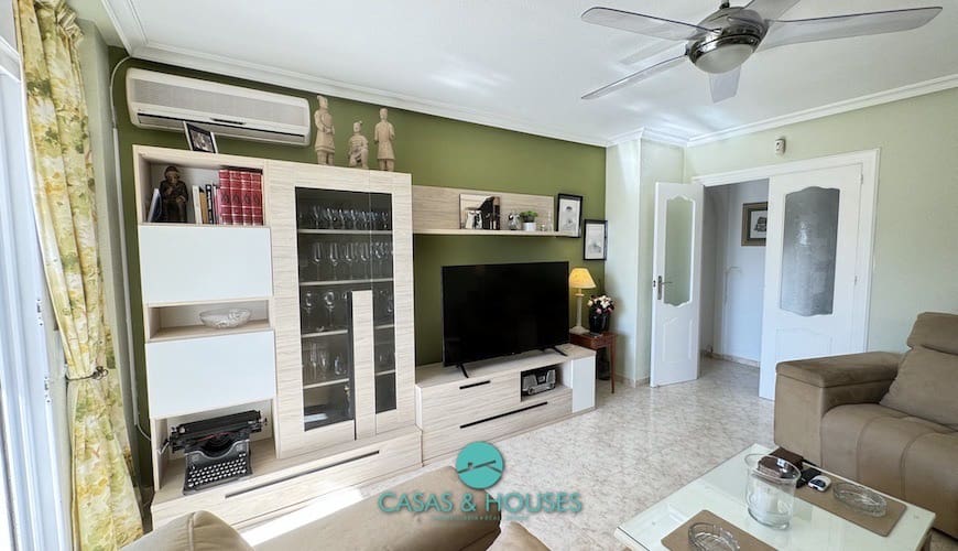 3 chambre Appartement à vendre à La Manga del Mar Menor avec piscine garage - 240 000 € (Ref: 10062552)