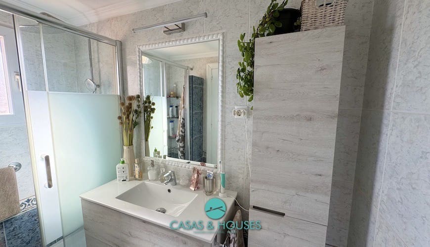 3 chambre Appartement à vendre à La Manga del Mar Menor avec piscine garage - 240 000 € (Ref: 10062552)