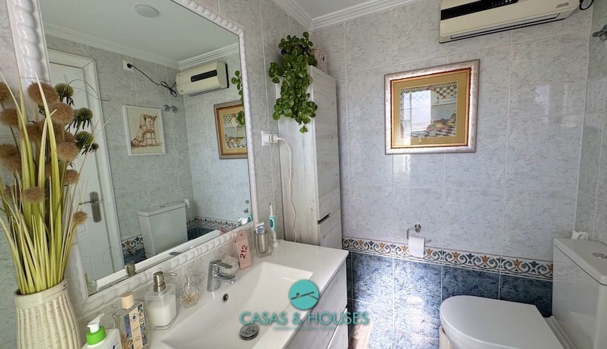 3 chambre Appartement à vendre à La Manga del Mar Menor avec piscine garage - 240 000 € (Ref: 10062552)