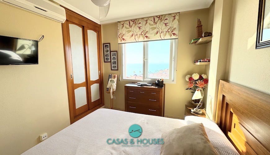 3 chambre Appartement à vendre à La Manga del Mar Menor avec piscine garage - 240 000 € (Ref: 10062552)