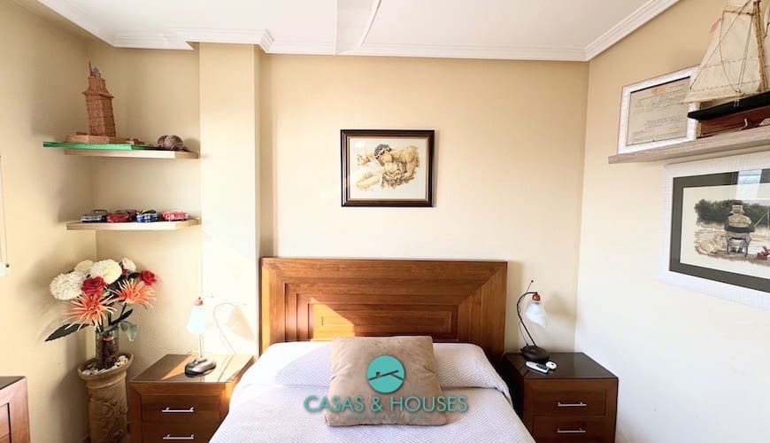 3 chambre Appartement à vendre à La Manga del Mar Menor avec piscine garage - 240 000 € (Ref: 10062552)