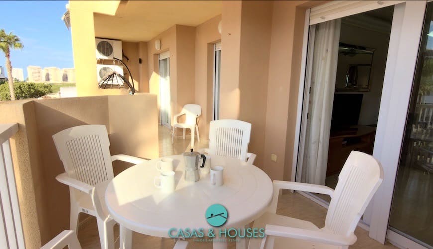 2 sovrum Lägenhet till salu i La Manga del Mar Menor med pool garage - 179 000 € (Ref: 10147913)