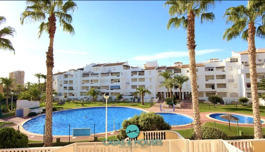 2 sovrum Lägenhet till salu i La Manga del Mar Menor med pool garage - 179 000 € (Ref: 10147913)