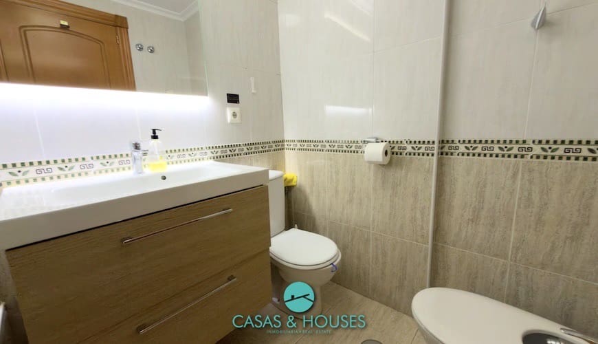 2 sovrum Lägenhet till salu i La Manga del Mar Menor med pool garage - 179 000 € (Ref: 10147913)