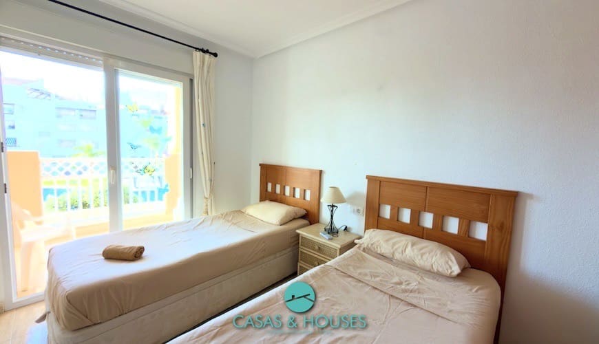 2 sovrum Lägenhet till salu i La Manga del Mar Menor med pool garage - 179 000 € (Ref: 10147913)