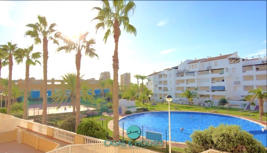 2 sovrum Lägenhet till salu i La Manga del Mar Menor med pool garage - 179 000 € (Ref: 10147913)
