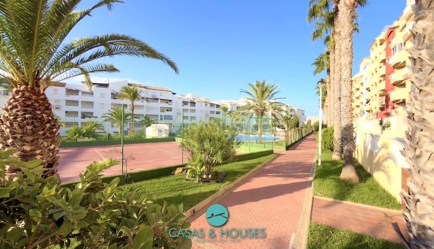 2 sovrum Lägenhet till salu i La Manga del Mar Menor med pool garage - 179 000 € (Ref: 10147913)