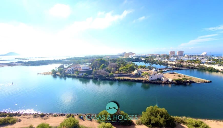 2 bedroom Apartment for sale in La Manga del Mar Menor with pool - € 185,000 (Ref: 10158654)