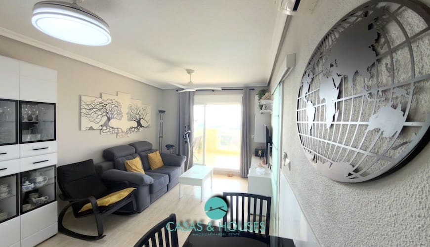 2 bedroom Apartment for sale in La Manga del Mar Menor with pool - € 185,000 (Ref: 10158654)
