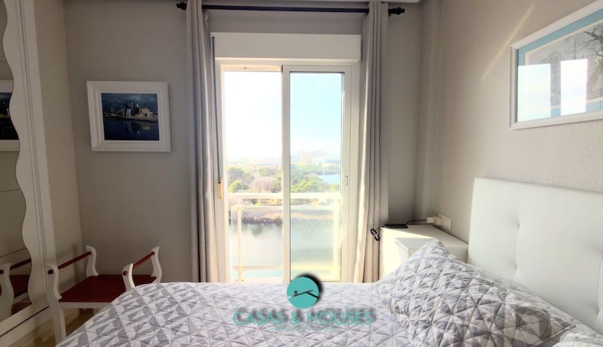 2 bedroom Apartment for sale in La Manga del Mar Menor with pool - € 185,000 (Ref: 10158654)