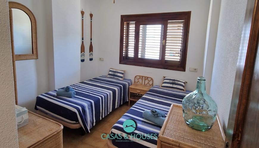 3 soveværelse Lejlighed til salg i La Manga del Mar Menor med swimmingpool - € 290.000 (Ref: 10179591)